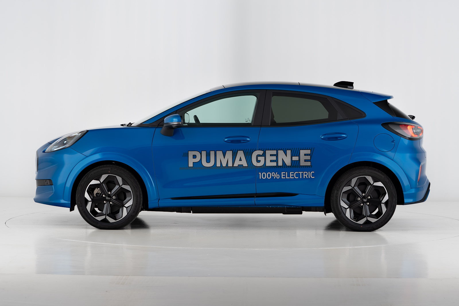 FORD Puma Gen-E Premium, Electric, New car, Automatic - 3