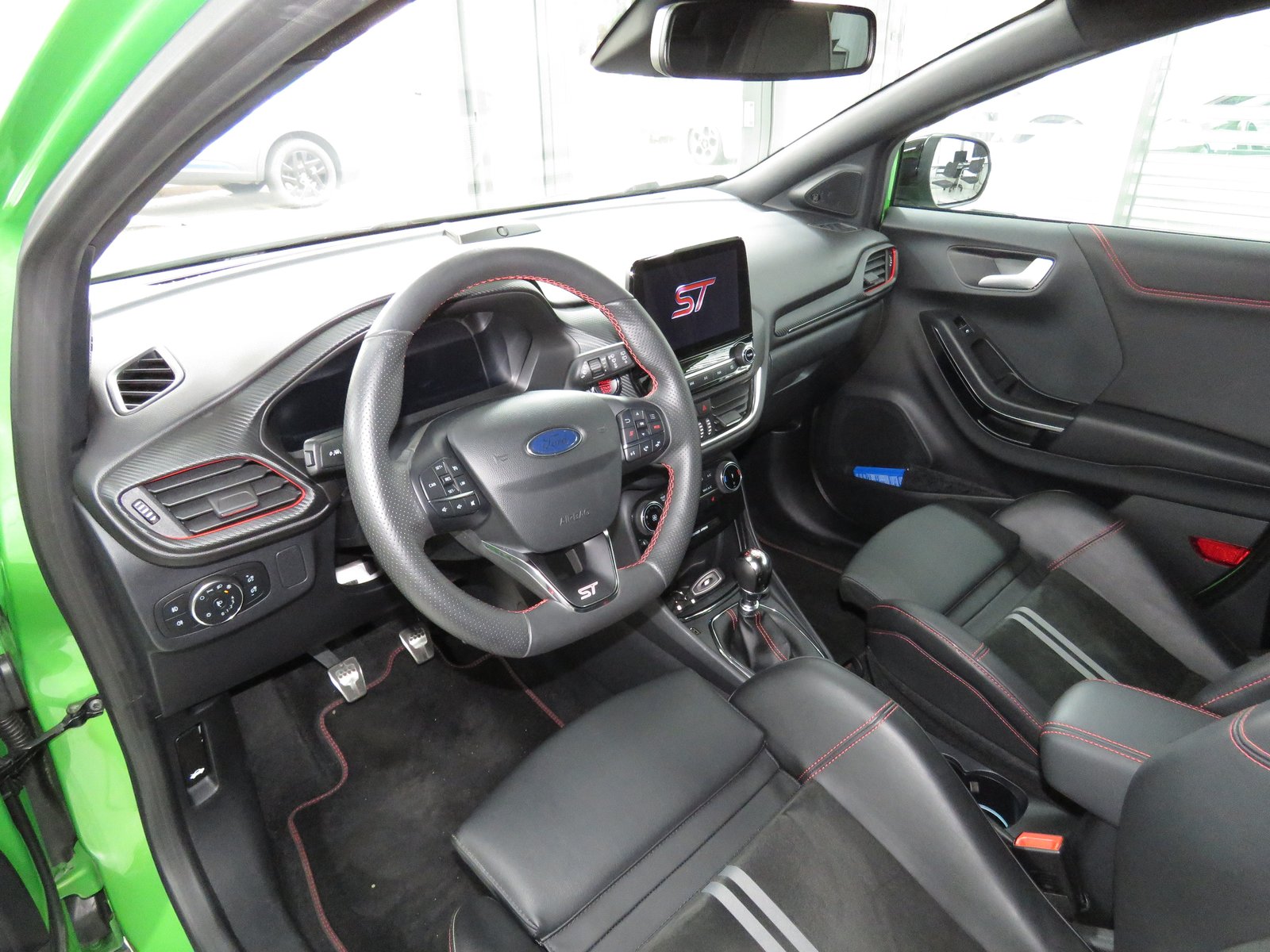 FORD Puma 1.5 SCTi STX, Petrol, Second hand / Used, Manual - 7