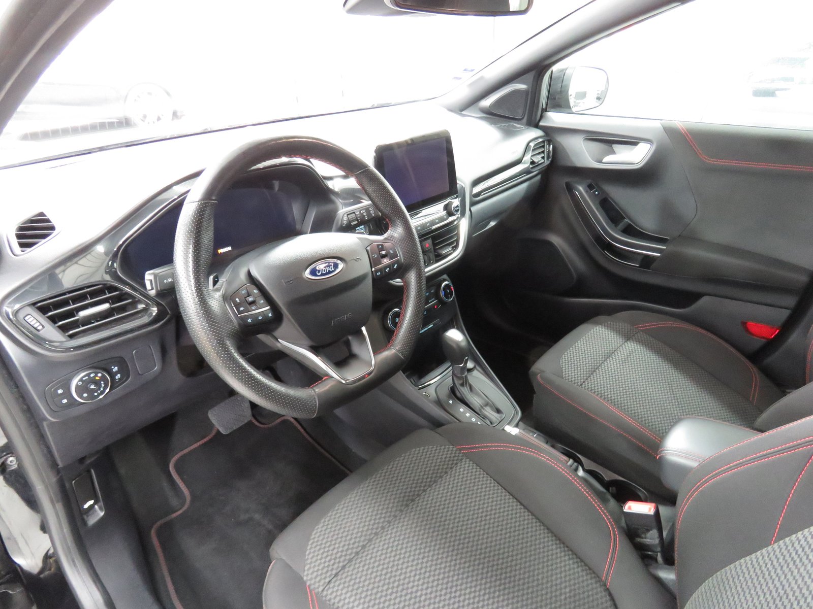 FORD Puma 1.0 MHEV ST-Line Automat, Hybride Léger Essence/Électricité, Occasion / Utilisé, Automatique - 7