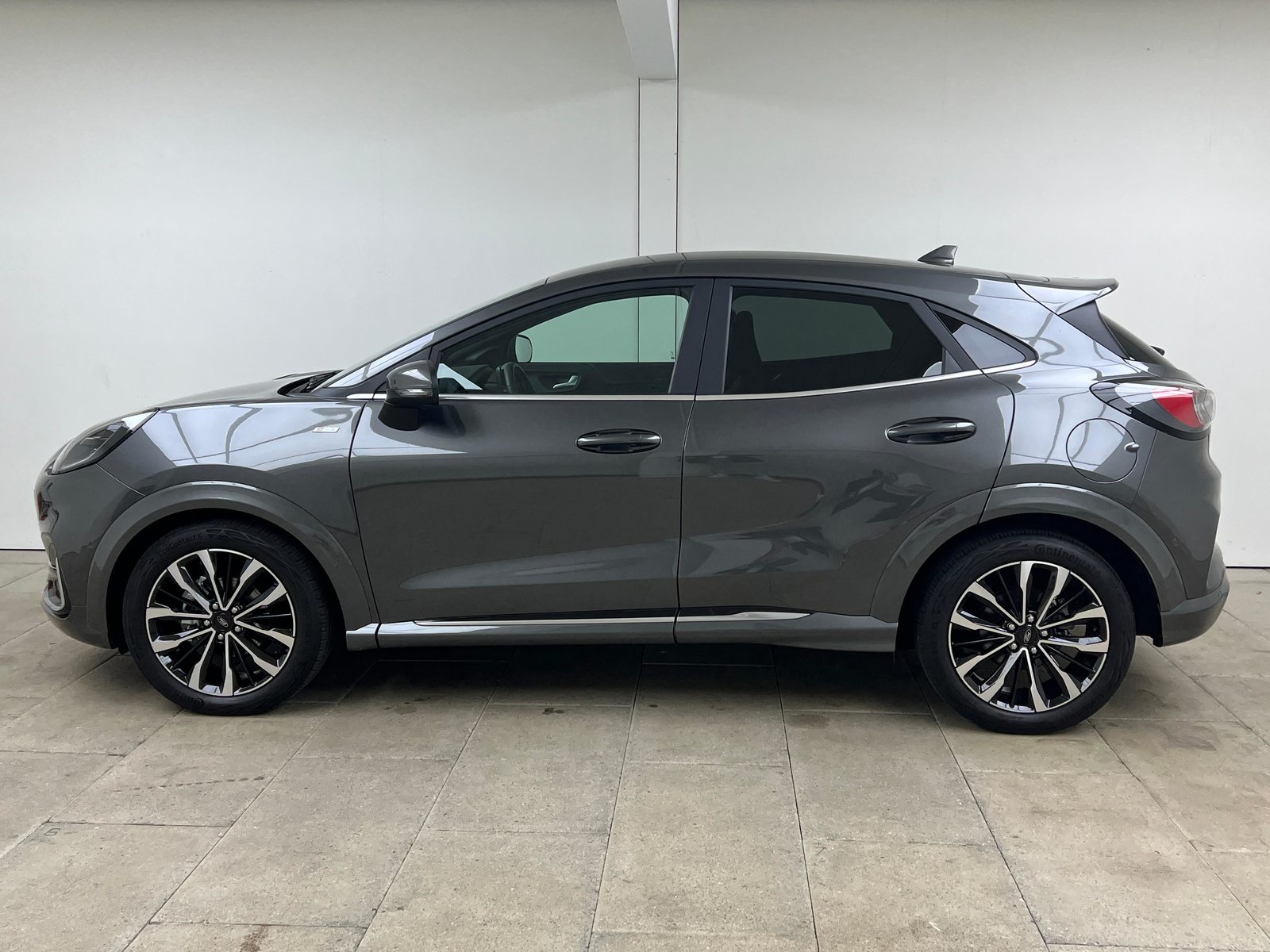 FORD Puma 1.0 EcoB Hybrid 155 ST-Line Vignale / Jetzt mit attrakt, Hybride Léger Essence/Électricité, Occasion / Utilisé, Automatique - 3