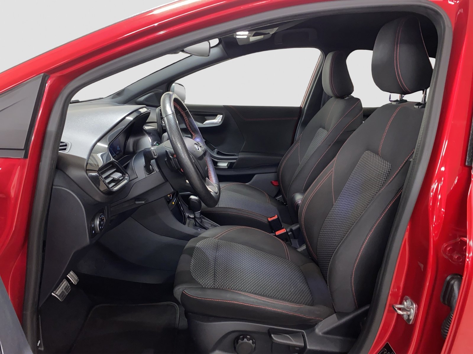FORD Puma 1.0 EcoB ST-Line, Benzin, Occasion / Gebraucht, Automatik - 6