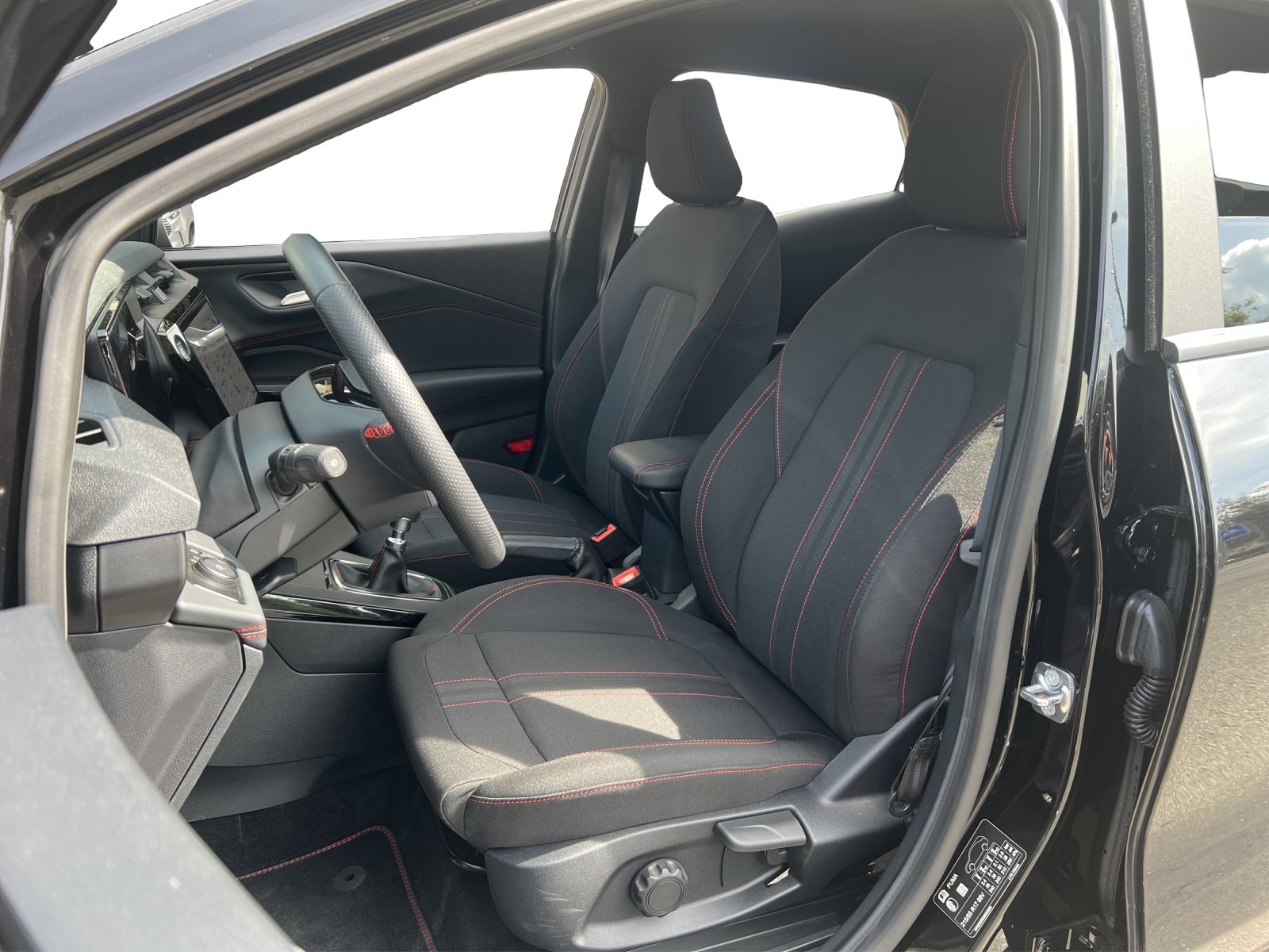 FORD Puma 1.0 EcoB Hybrid 125 ST-Li, Mild-Hybrid Benzin/Elektro, Occasion / Gebraucht, Handschaltung - 5