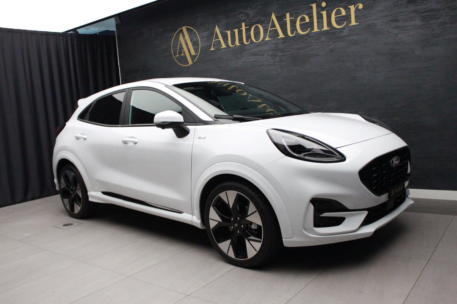 FORD Puma 1.0 MHEV ST-Line X Automat, Mild-Hybrid Petrol/Electric, Second hand / Used, Automatic - 5