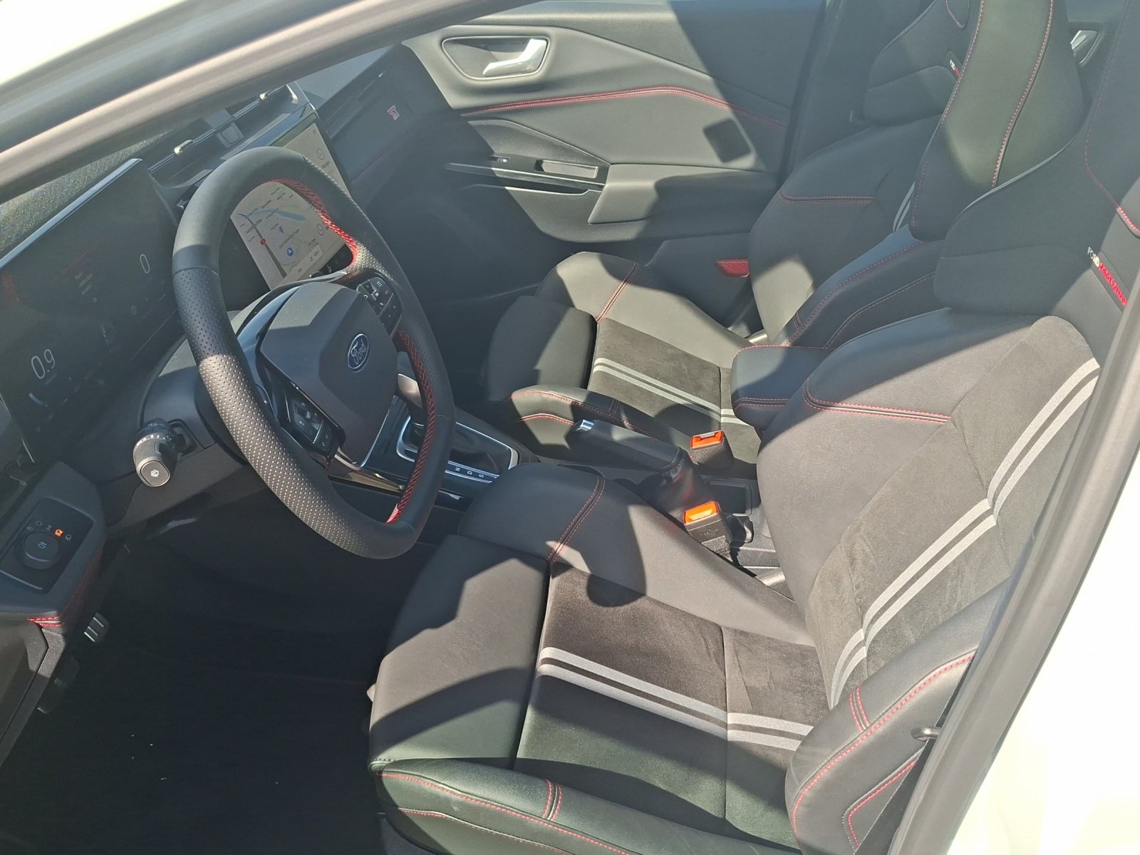 FORD Puma 1.0 MHEV STX Automatique, Mild-Hybrid Benzin/Elektro, Occasion / Gebraucht, Automatik - 7