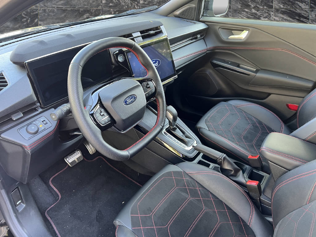 FORD Puma 1.0 EcoB Mild-Hybrid 155 ST-Line X, Mild-Hybrid Benzin/Elektro, Occasion / Gebraucht, Automatik - 7