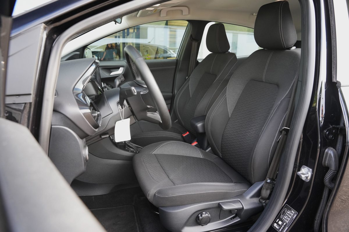 FORD Puma 1.0 EcoB Hybrid 125 Titanium, Mild-Hybrid Petrol/Electric, Second hand / Used, Automatic - 7