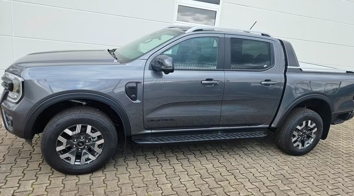 FORD Ranger Wildtrak 2.3 Eco Boost e-4WD Automat, Plug-in-Hybrid Benzina/Elettrica, Auto nuove, Automatico - 2