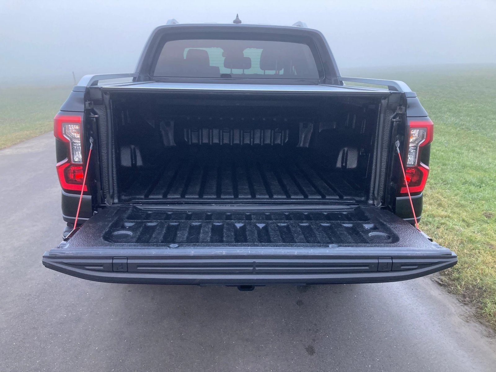 FORD Ranger Wildtrak 2.0 Eco Blue e-4WD Automat mit Anhänge, Diesel, Second hand / Used, Automatic - 7