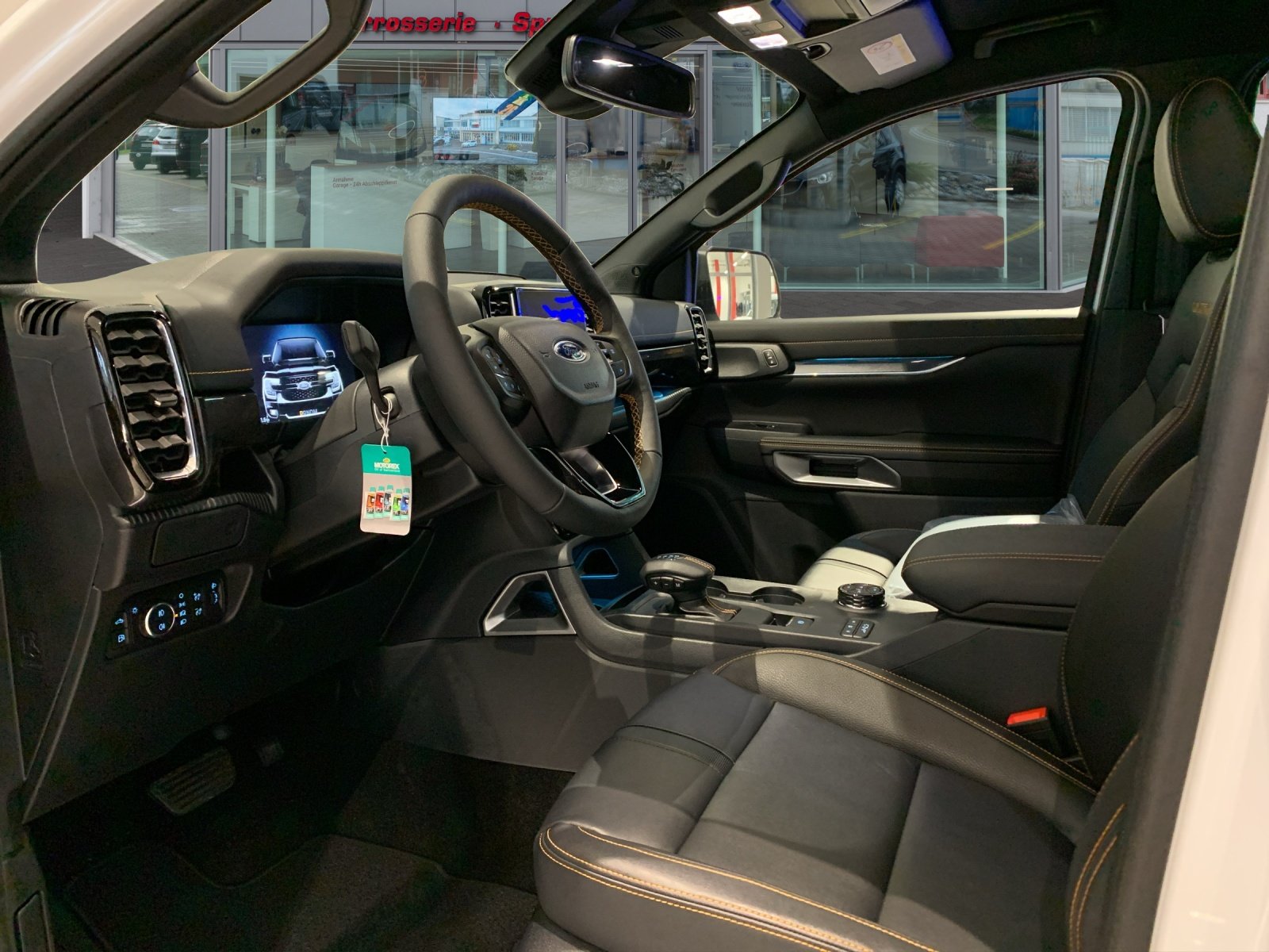 FORD Ranger DKab.Pick-up 2.3 EcoBoost 4x4 Wildtrak PHEV, Hybride Rechargeable Essence/Électricité, Voiture nouvelle, Automatique - 7