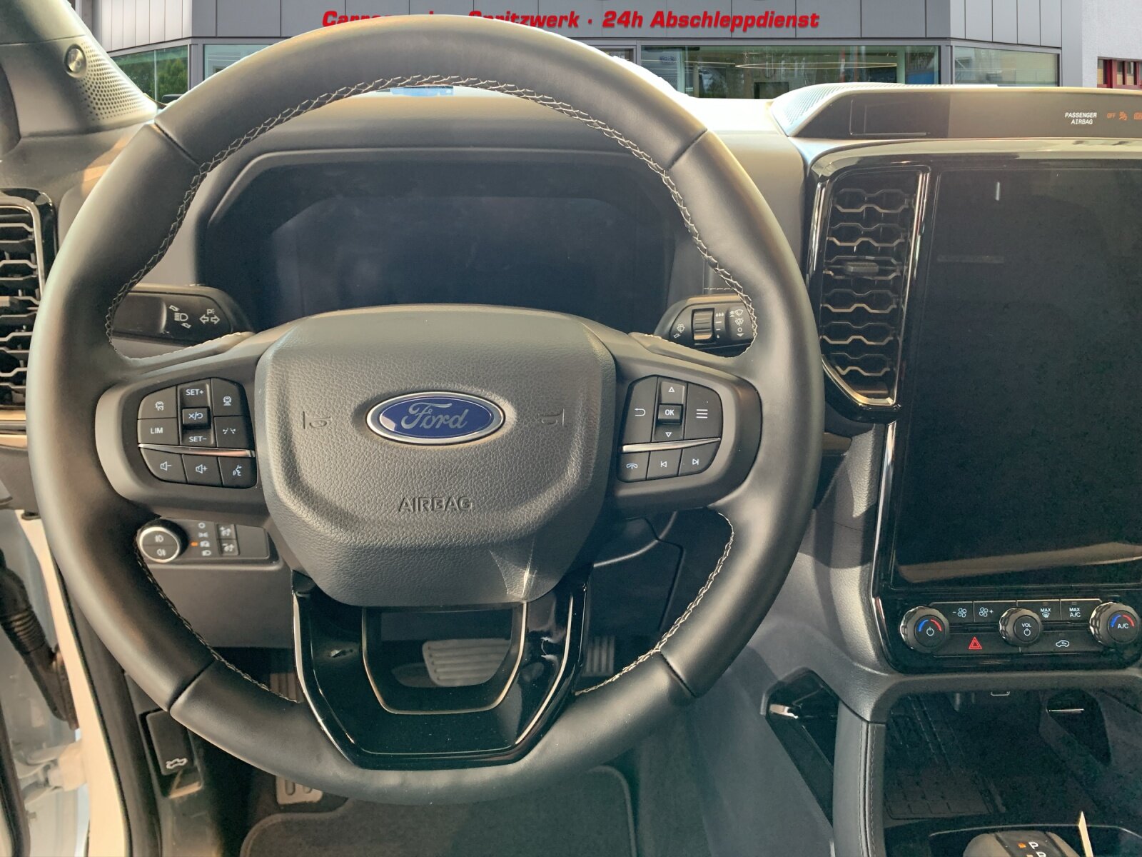 FORD Ranger DKab.Pick-up 2.3 EcoBoost 4x4 Platinum PHEV, Plug-in-Hybrid Petrol/Electric, New car, Automatic - 7