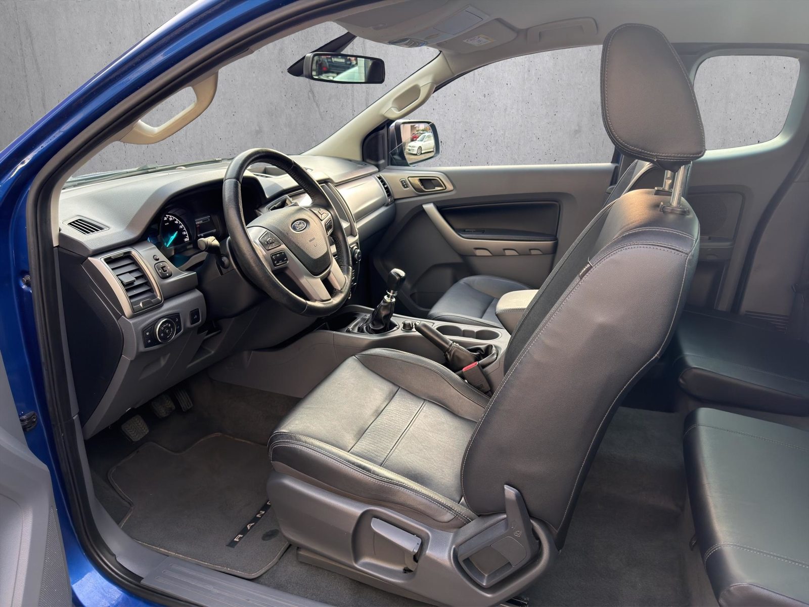 FORD Ranger Extra-Kab. Pick-up 2.2 TDCi 4x4 Limited, Diesel, Occasion / Utilisé, Manuelle - 7