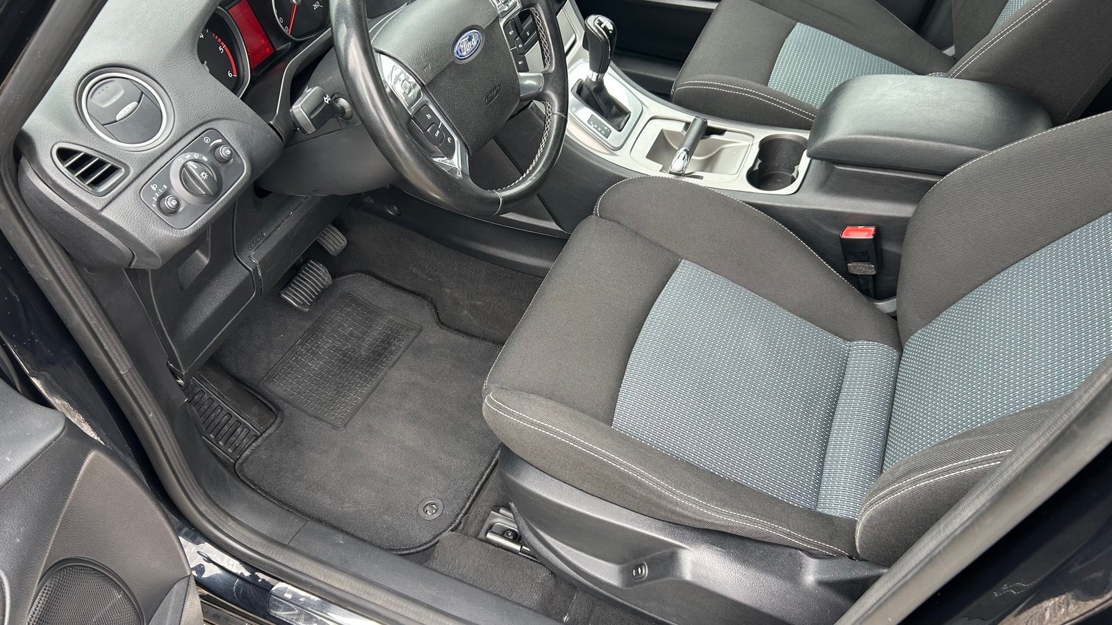 FORD S-Max 2.0 TDCi KNIE-Edition PowerShift, Diesel, Second hand / Used, Automatic - 2
