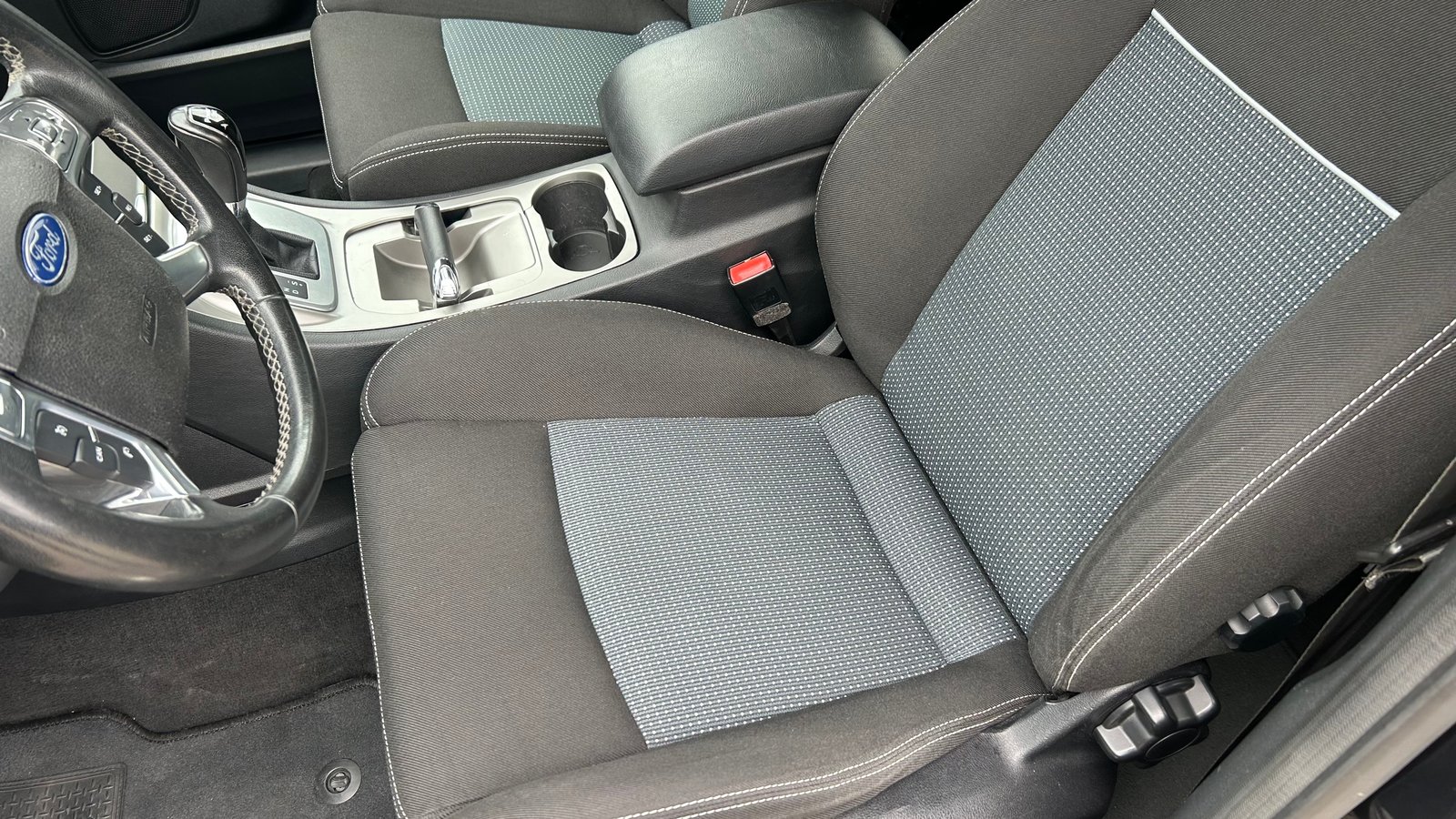 FORD S-Max 2.0 TDCi KNIE-Edition PowerShift, Diesel, Second hand / Used, Automatic - 4