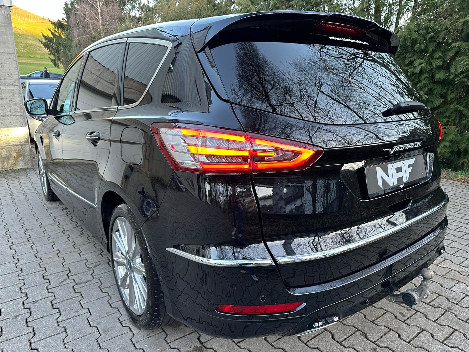 FORD S-Max 2.0 TDCi Vignale AWD Automatic, Diesel, Second hand / Used, Automatic - 3