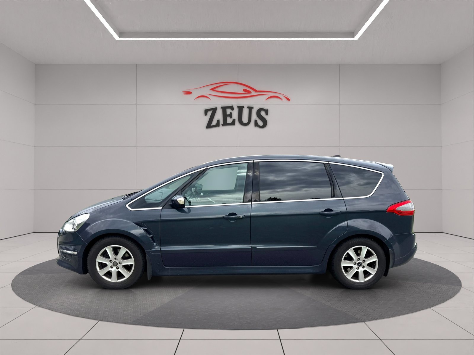 FORD S-MAX 2.0 SCTi Titanium PowerShift, Petrol, Second hand / Used, Automatic - 4