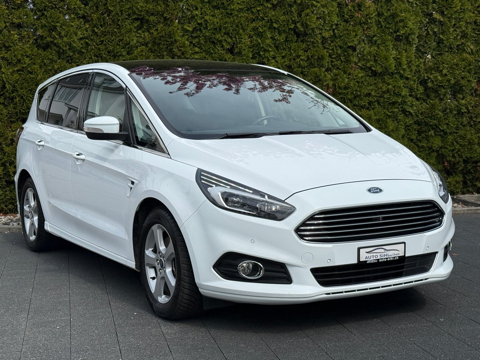 FORD S-Max 2.0 TDCi Titanium AWD PowerShift / 7 Plätzer / A, Diesel, Second hand / Used, Automatic - 4