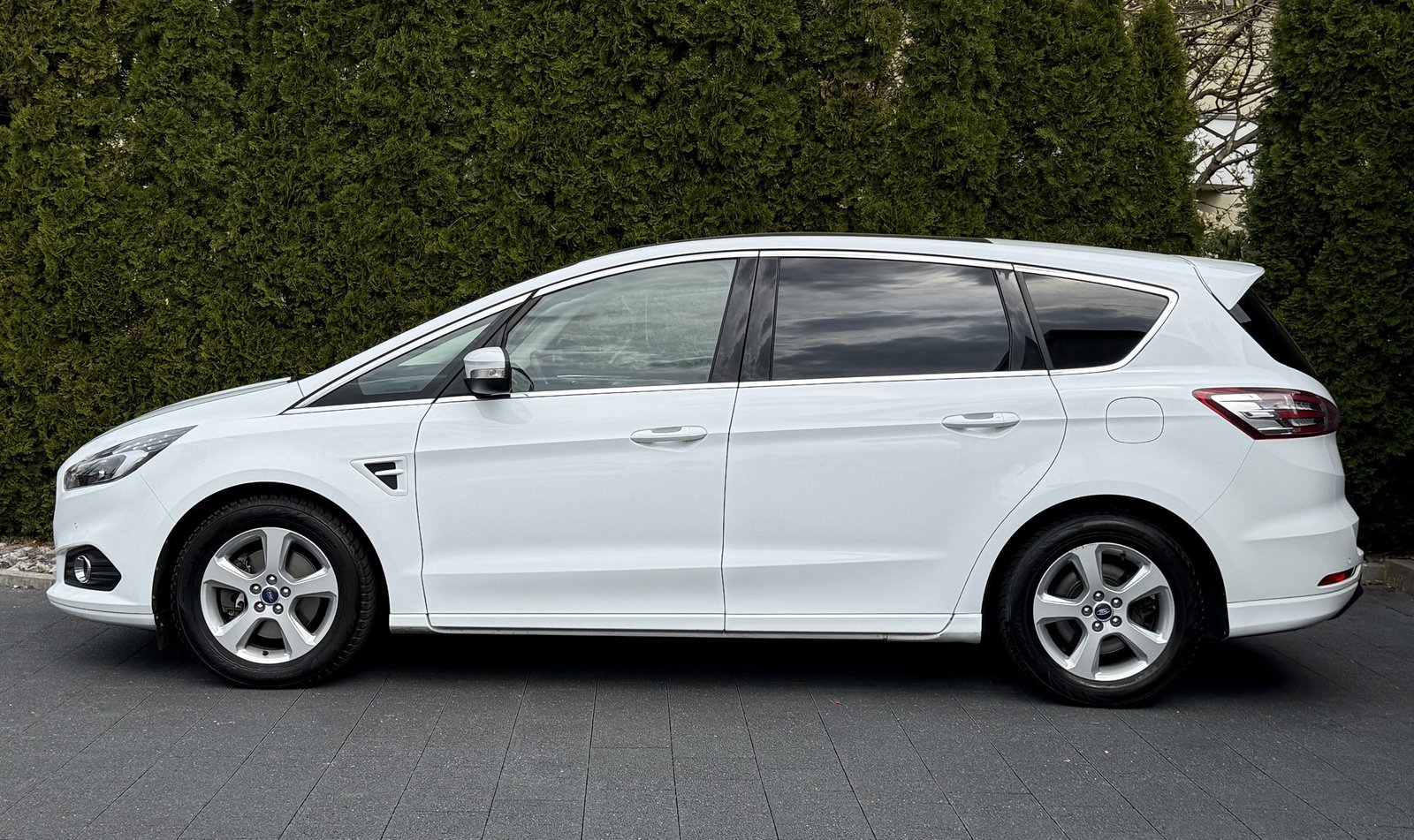 FORD S-Max 2.0 TDCi Titanium AWD PowerShift / 7 Plätzer / A, Diesel, Second hand / Used, Automatic - 5