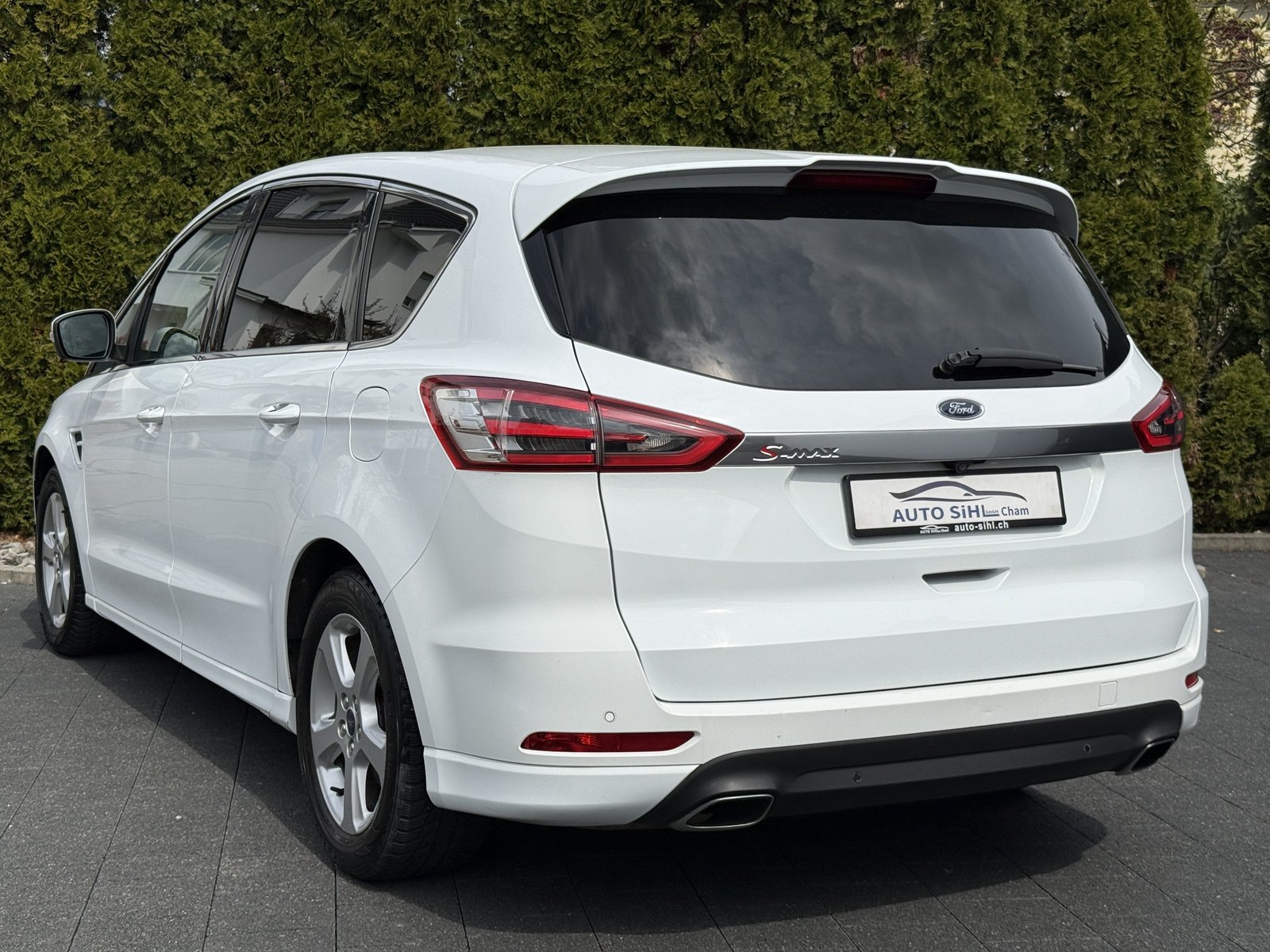 FORD S-Max 2.0 TDCi Titanium AWD PowerShift / 7 Plätzer / A, Diesel, Second hand / Used, Automatic - 7