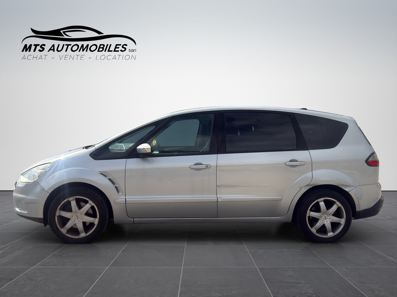 FORD S-Max 2.0 TDCi Titanium, Diesel, Second hand / Used, Manual - 3
