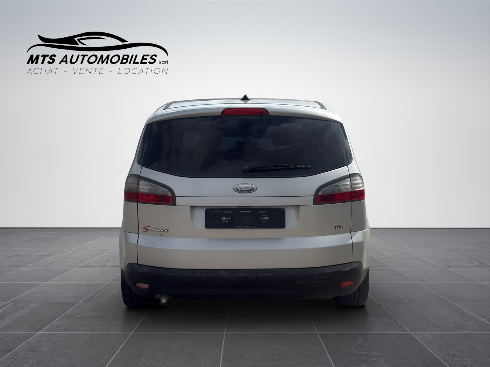 FORD S-Max 2.0 TDCi Titanium, Diesel, Second hand / Used, Manual - 5