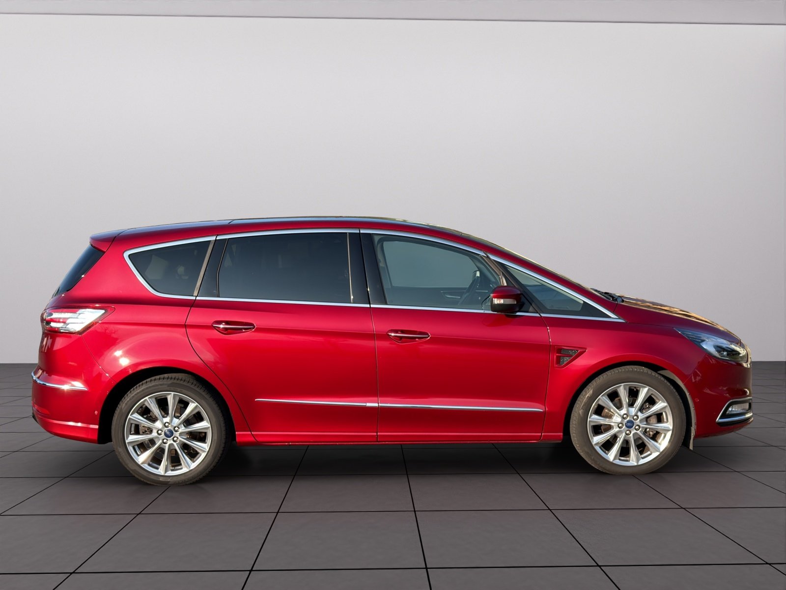 FORD S-Max 2.0 TDCi 210 Vignale FPS, Diesel, Second hand / Used, Automatic - 4
