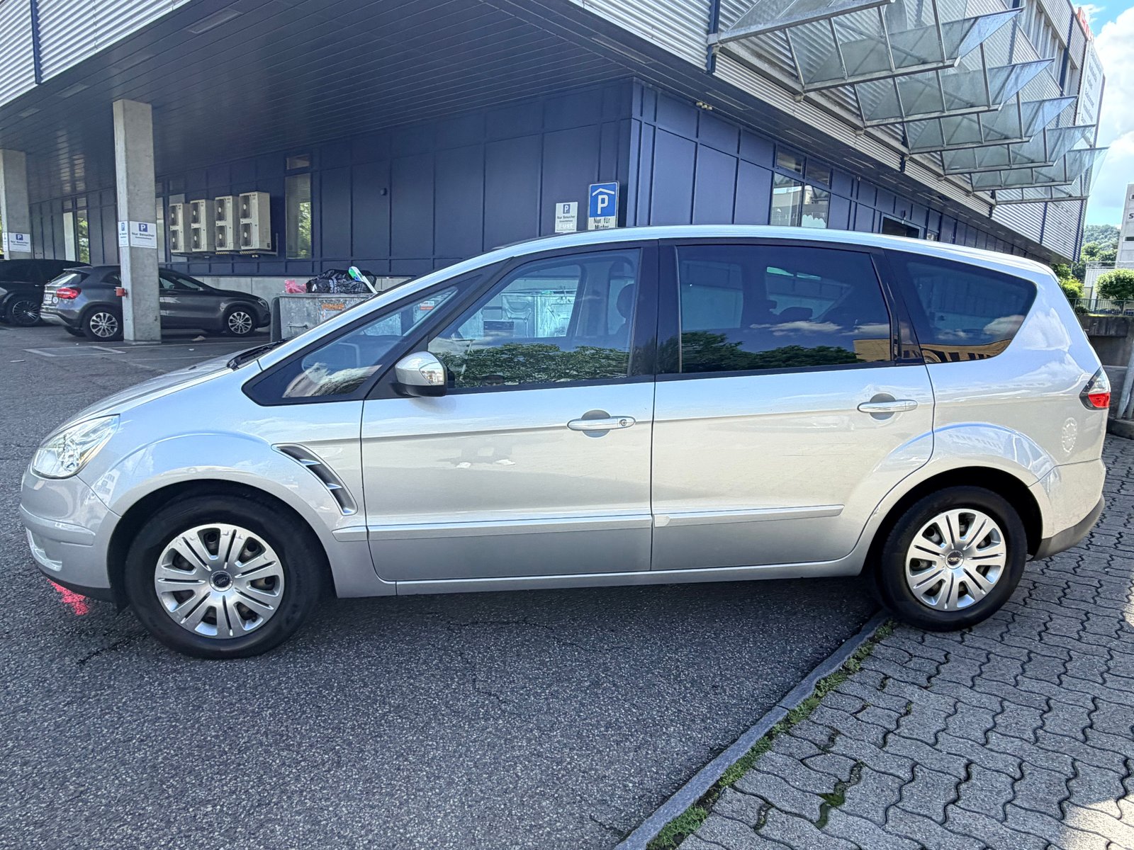 FORD S-Max 2.0i Ambiente, Essence, Occasion / Utilisé, Manuelle - 6