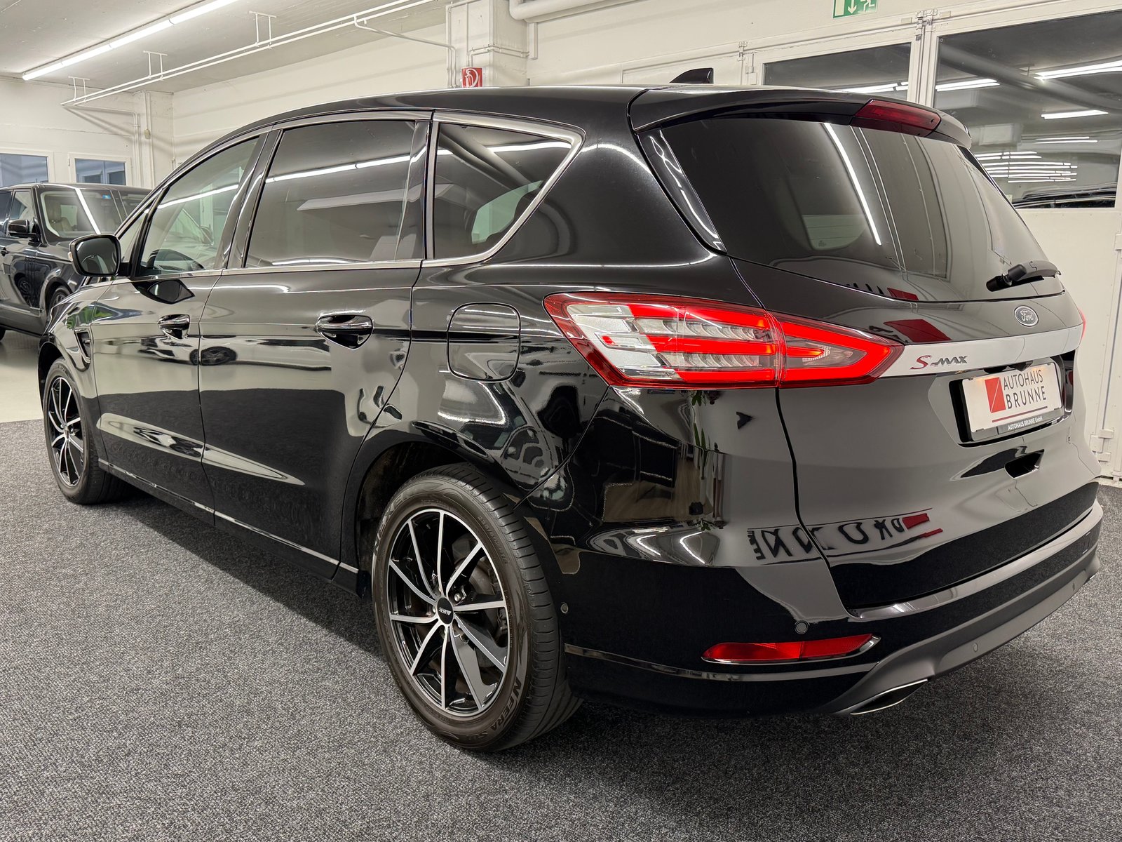FORD S-Max 2.0 TDCi Titanium 7-Plätzer + AHK, Diesel, Occasion / Utilisé, Automatique - 6
