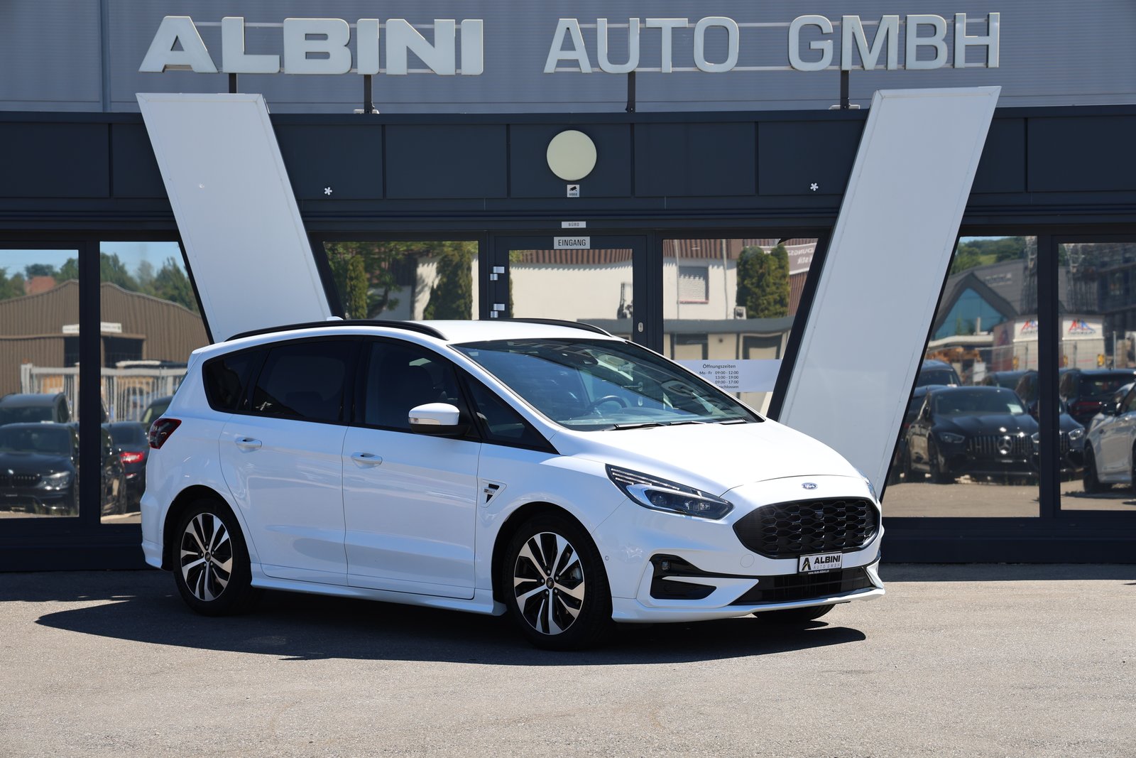 FORD S-Max 2.5 FHEV ST-Line 7Pl, Full-Hybrid Petrol/Electric, Second hand / Used, Automatic - 2