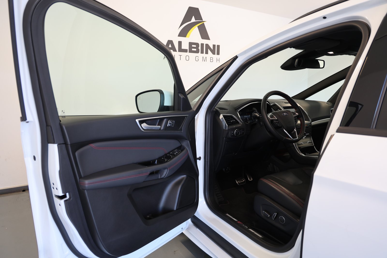 FORD S-Max 2.5 FHEV ST-Line 7Pl, Full-Hybrid Petrol/Electric, Second hand / Used, Automatic - 5