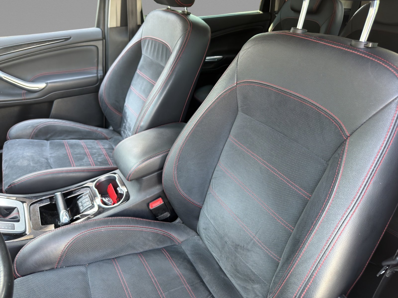 FORD S-Max 2.0 SCTi TitaniumS PowerShift, Essence, Occasion / Utilisé, Automatique - 7