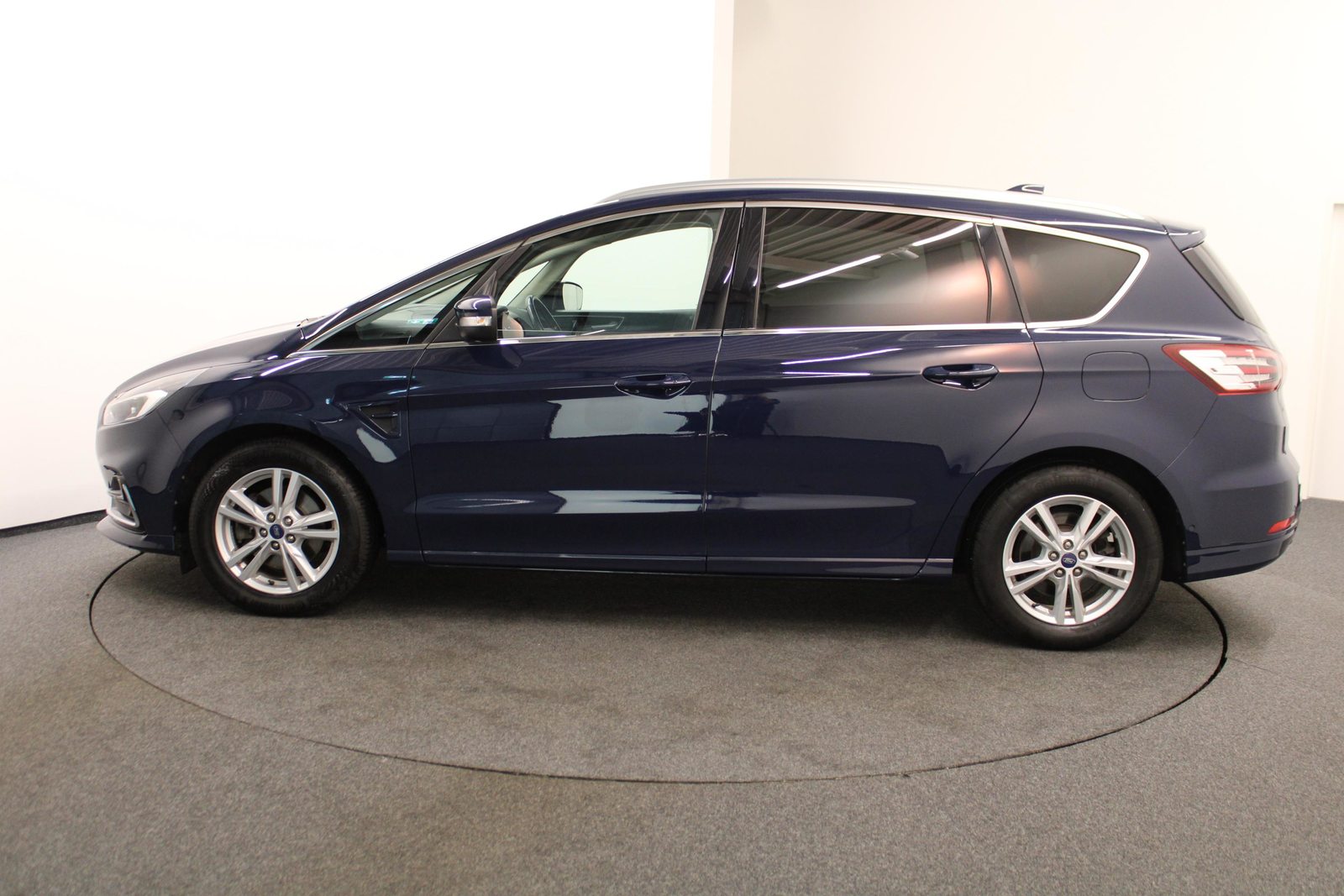 FORD S-Max 2.0 TDCi 150 Titanium *LEASING 1.99%*, Diesel, Occasion / Utilisé, Automatique - 4