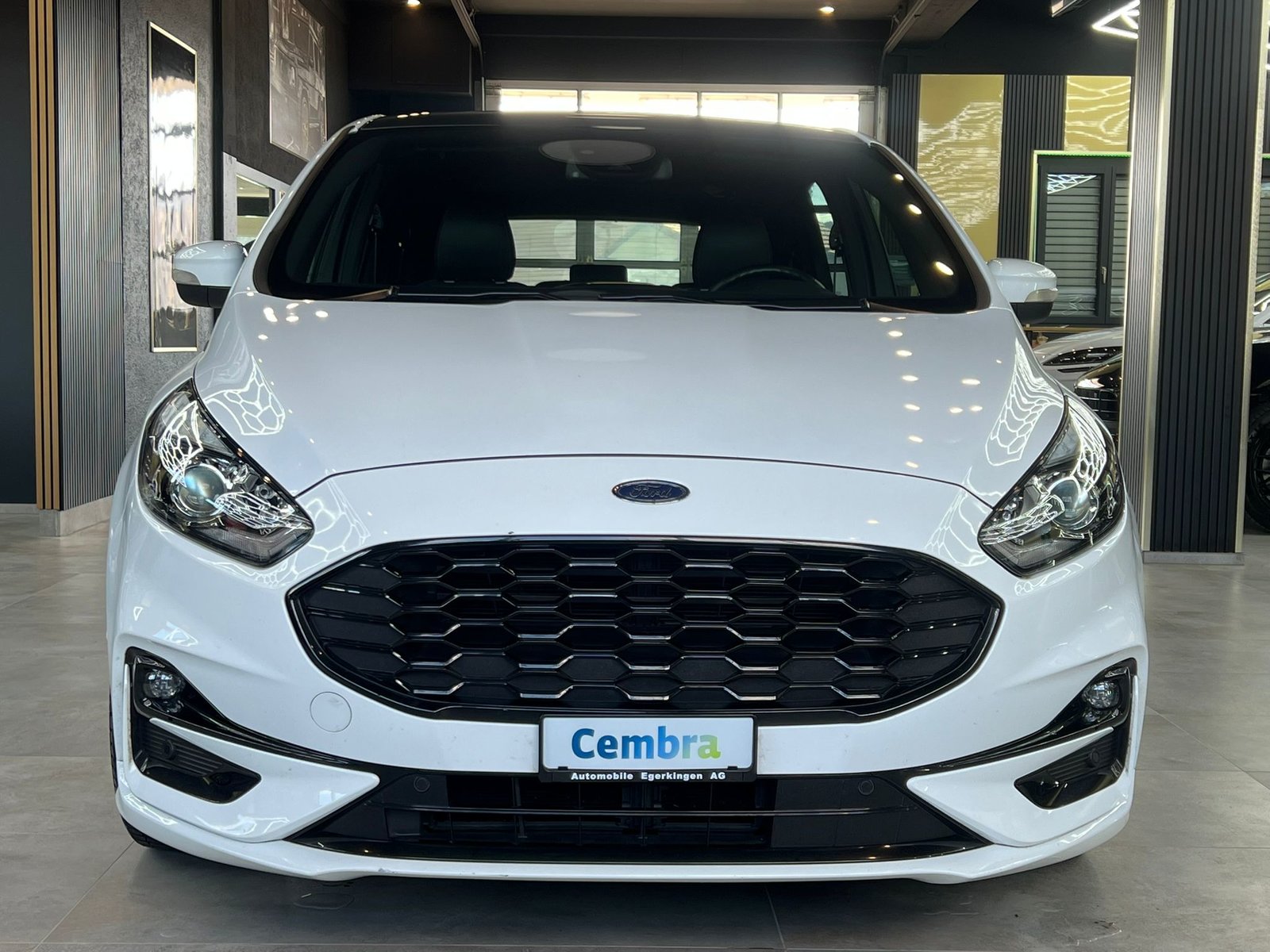 FORD S-Max 2.5 FHEV ST-Line 7 Plätzer, Hybride Intégral Essence/Électricité, Occasion / Utilisé, Automatique - 2