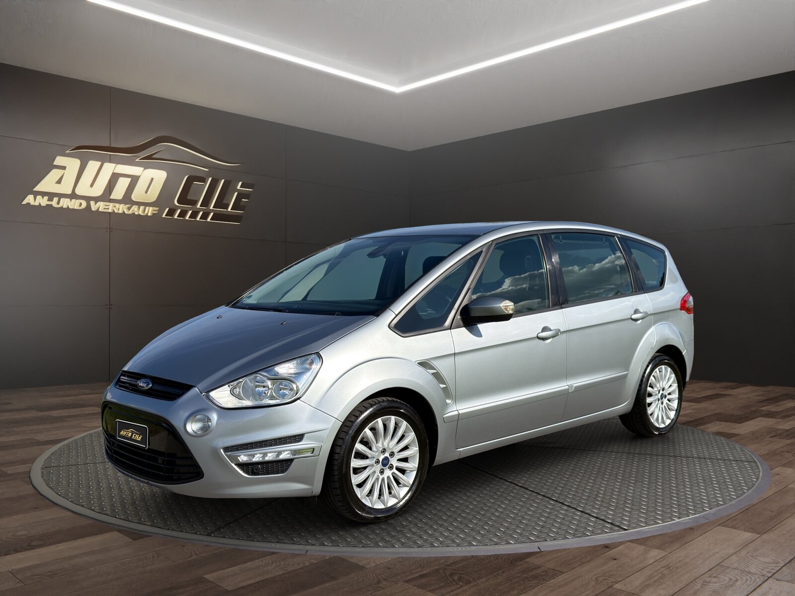 FORD S-Max 1.6 SCTi Family Edition