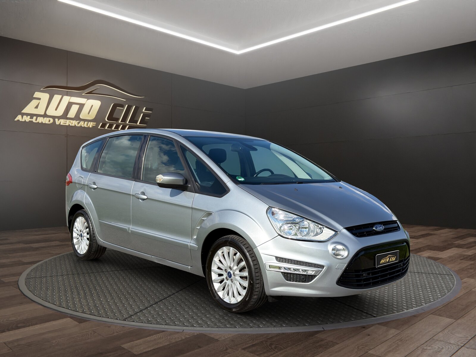 FORD S-Max 1.6 SCTi Family Edition, Essence, Occasion / Utilisé, Manuelle - 3