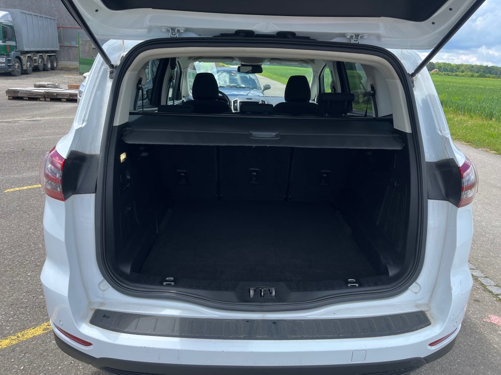 FORD S-MAX 1.5 EcoB Trend, Benzin, Occasion / Gebraucht, Handschaltung - 6