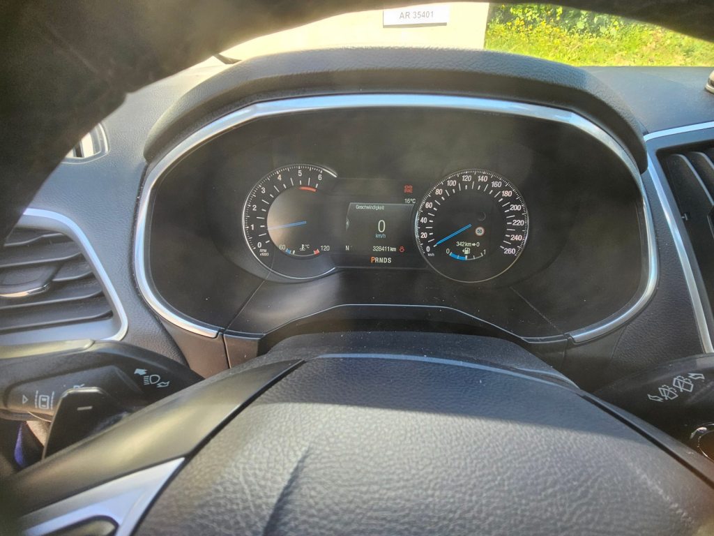 FORD S-MAX 2.0 TDCi 180 Trend FPS 4x4, Diesel, Second hand / Used, Automatic - 5