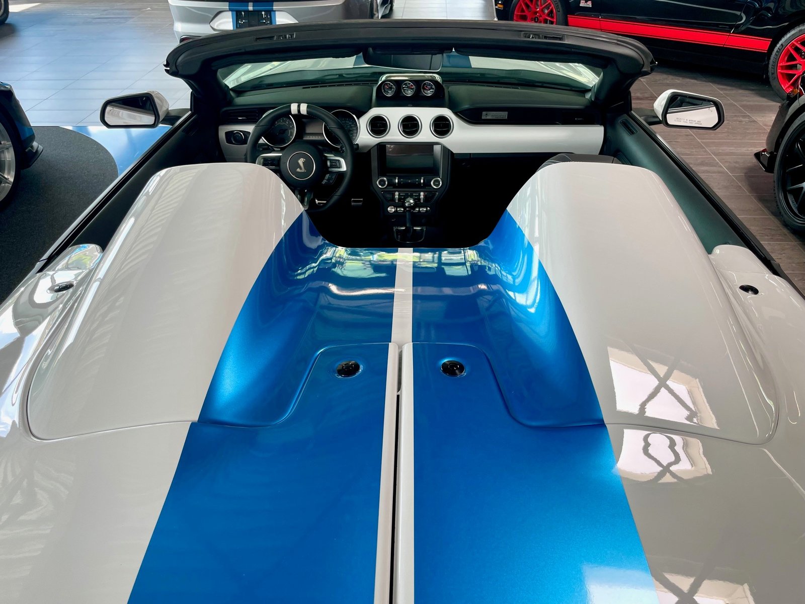 FORD Shelby Supersnake Speedster, Essence, Occasion / Utilisé, Automatique - 5