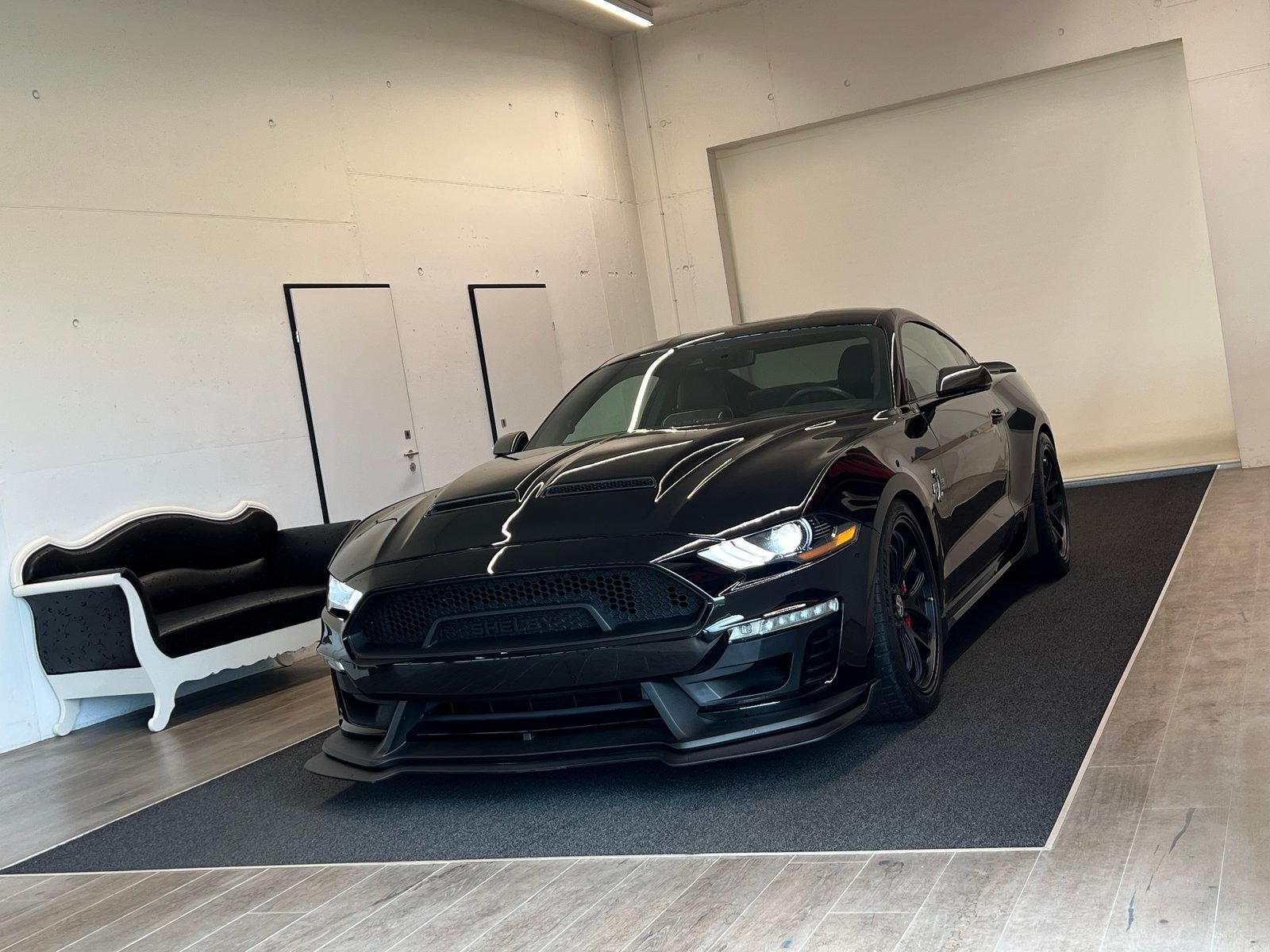 FORD Shelby Super Snake 5.0 V8 Kompressor, Petrol, Second hand / Used, Automatic - 2