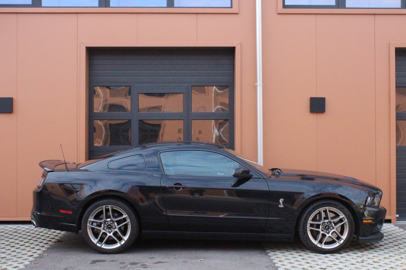 FORD Shelby GT500 5.8 SVT - "660 cv / Sièges Recaro / 1ère main, Benzin, Occasion / Gebraucht - 2