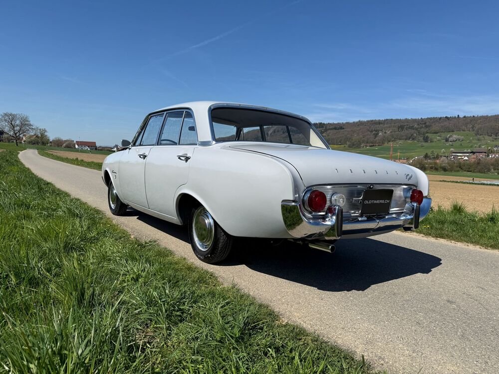 FORD Taunus 17M Super, Essence, Voiture de collection, Manuelle - 2