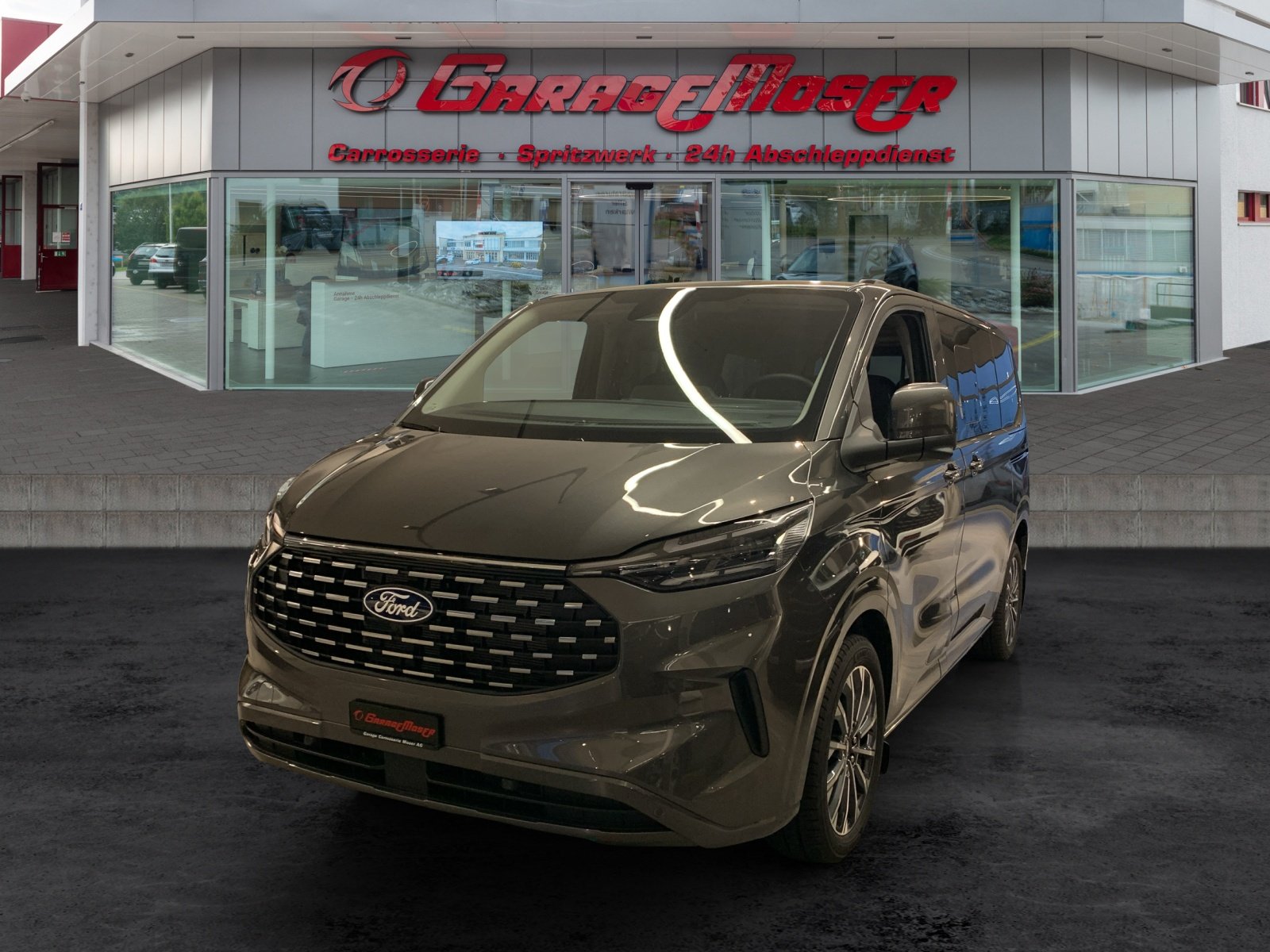 FORD Tourneo C Bus 320 L1 2.0 EcoBlue 170 Titanium X