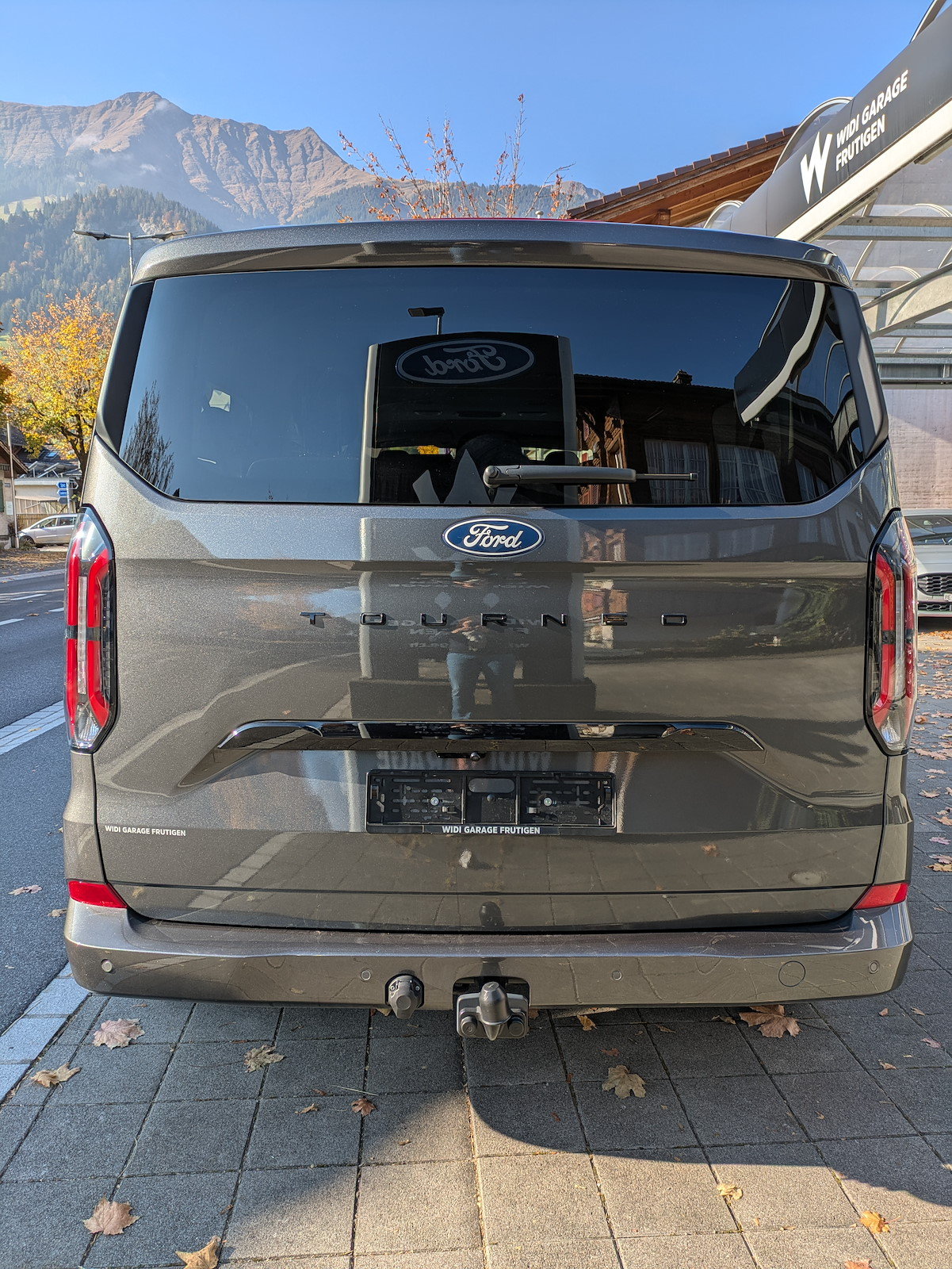 FORD Tourneo C Bus 320 L2 2.0 EcoBlue 170 Titanium X, Diesel, Occasion / Gebraucht, Automatik - 4