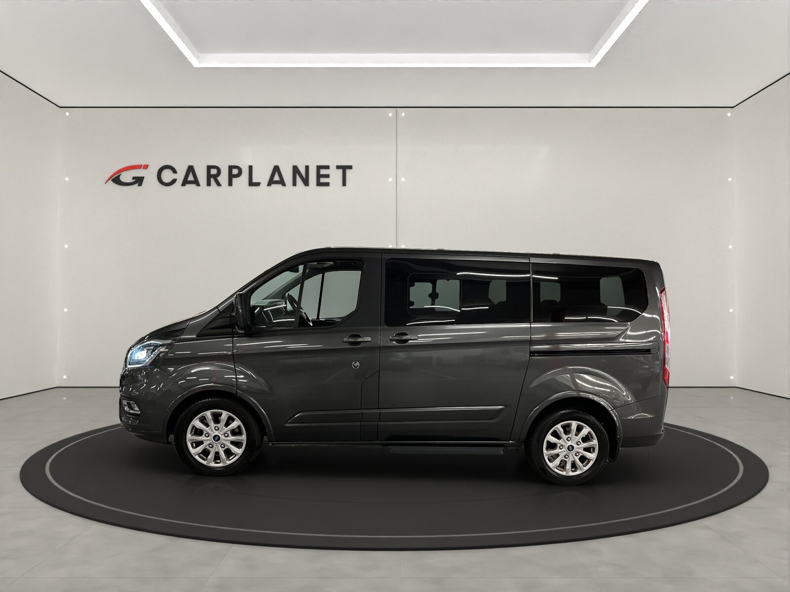 FORD Tourneo C Bus 310 L1 2.0 TDCi, Diesel, Occasion / Gebraucht, Automatik - 3