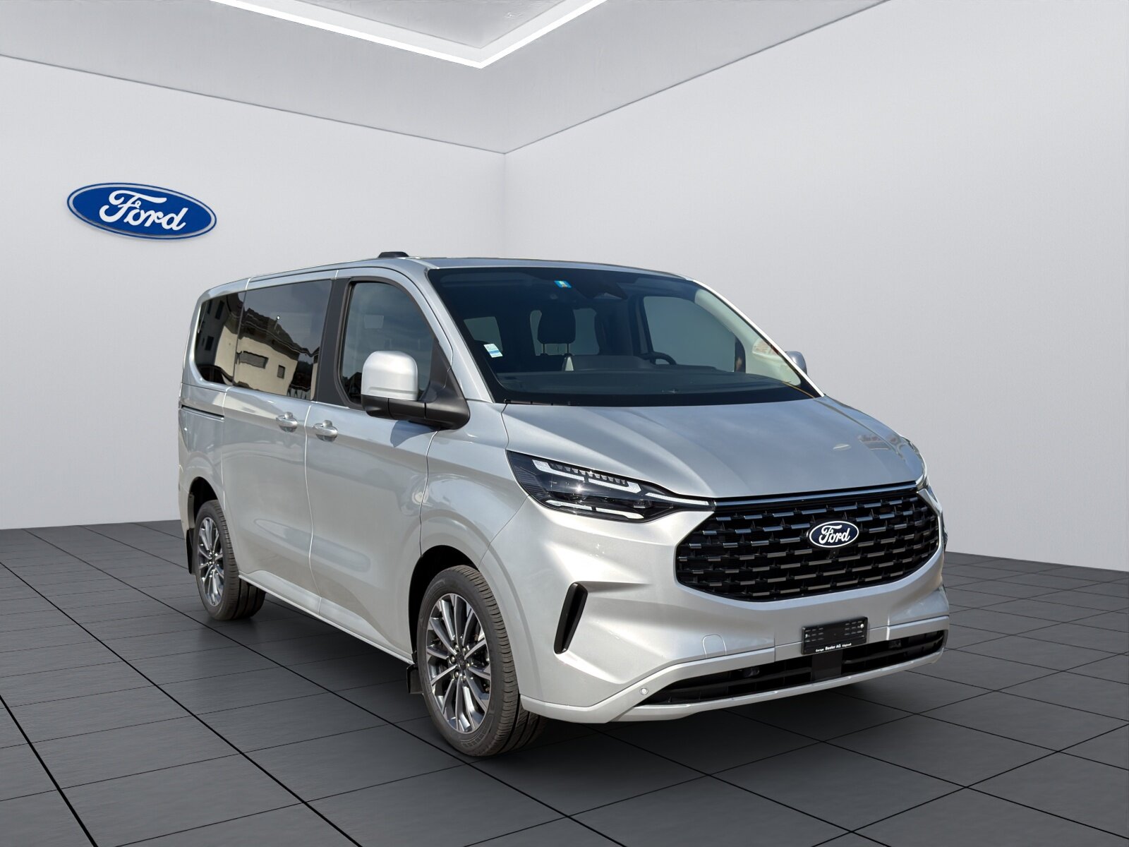 FORD Tourneo C Bus 320 L1 2.0 EcoBlue 170 Titanium X 4x4, Diesel, Occasioni / Usate, Automatico - 3