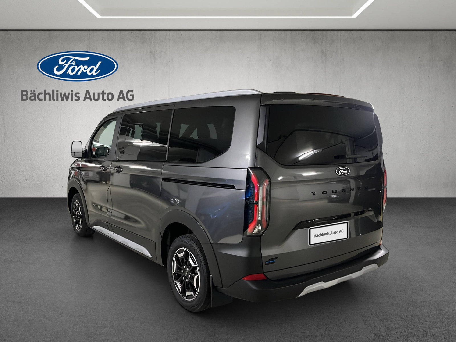 FORD E-Tourneo C Bus 340 L1 Active, Electric, New car, Automatic - 3