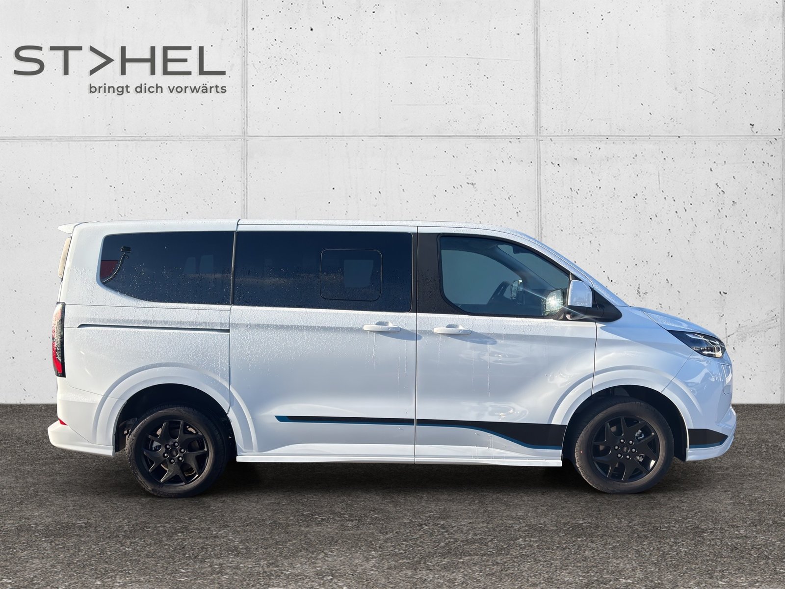 FORD Tourneo C Bus 340 L1 2.5 Duratec 233 Sport PHEV, Plug-in-Hybrid Benzina/Elettrica, Auto nuove, Automatico - 3