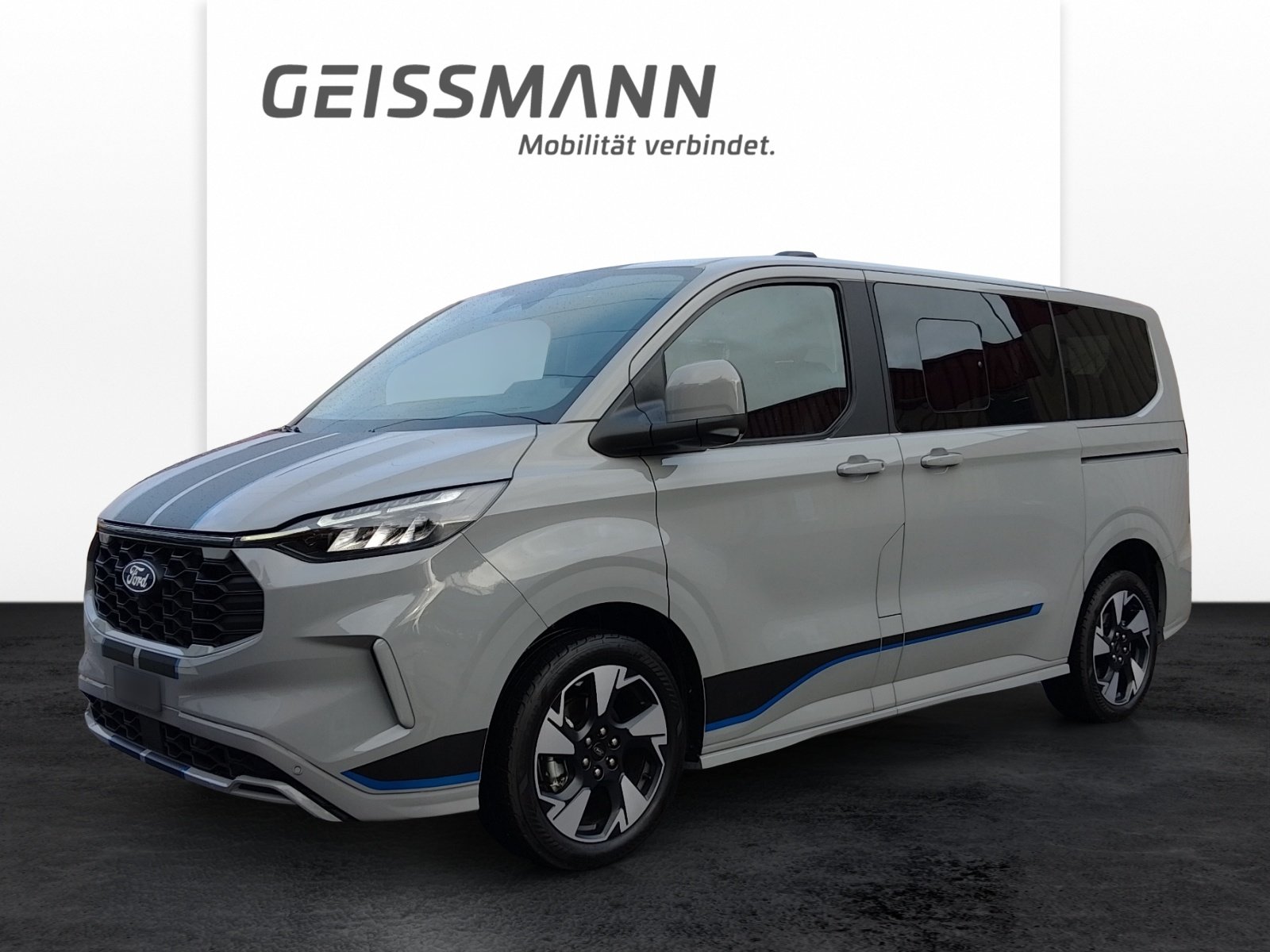 FORD Tourneo C Bus 320 L1 2.0 EcoBlue 170 Sport 4x4