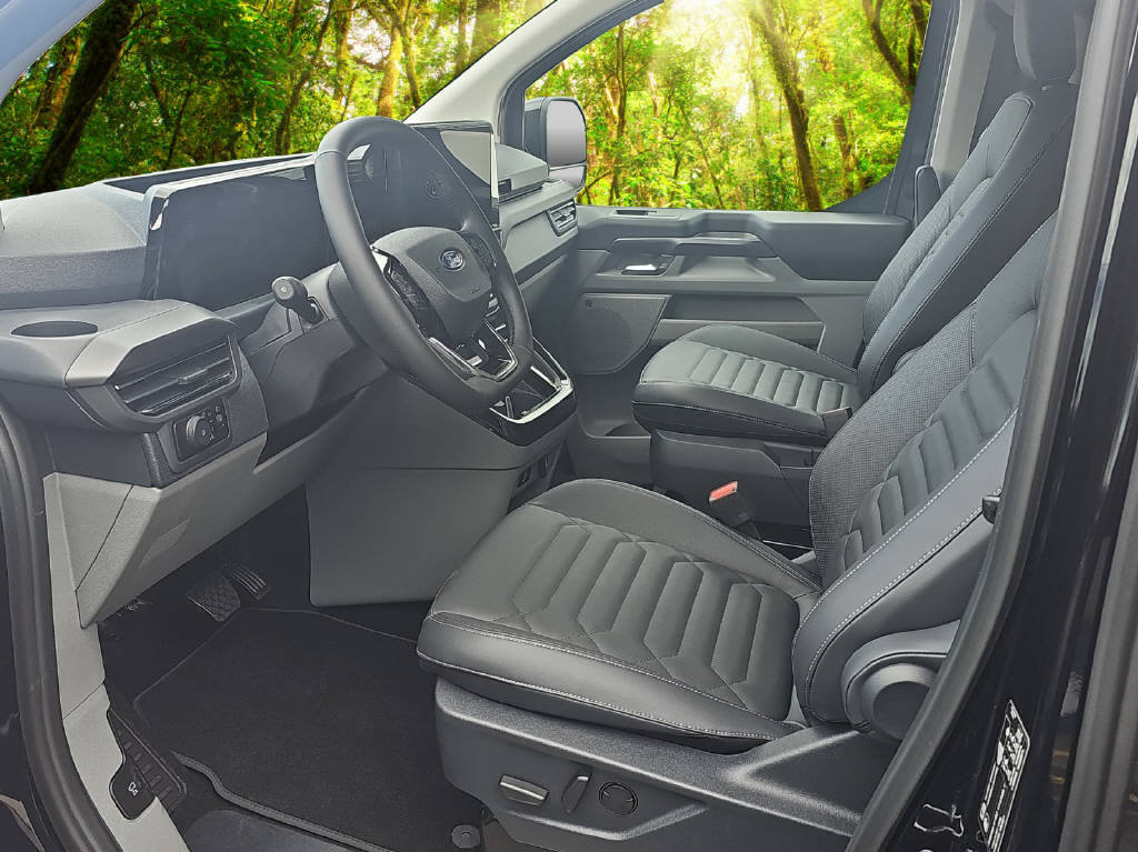 FORD Tourneo C Bus 320 L1 2.0 EcoBlue 170 Titanium X 4x4, Diesel, Auto nuove, Automatico - 6