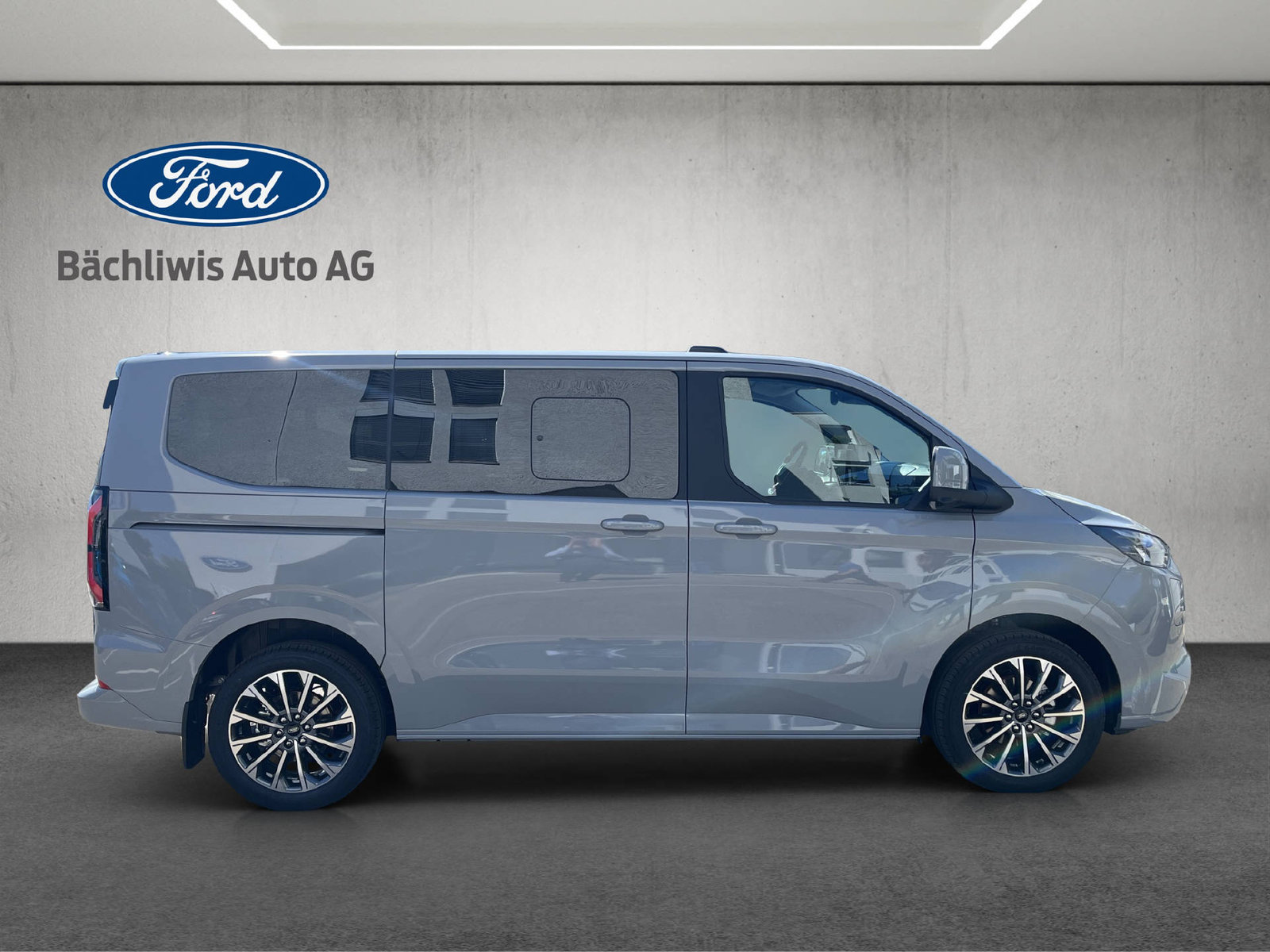 FORD Tourneo C Bus 340 L1 2.5 Duratec 233 Titanium X PHEV, Plug-in-Hybrid Benzina/Elettrica, Auto nuove, Automatico - 6