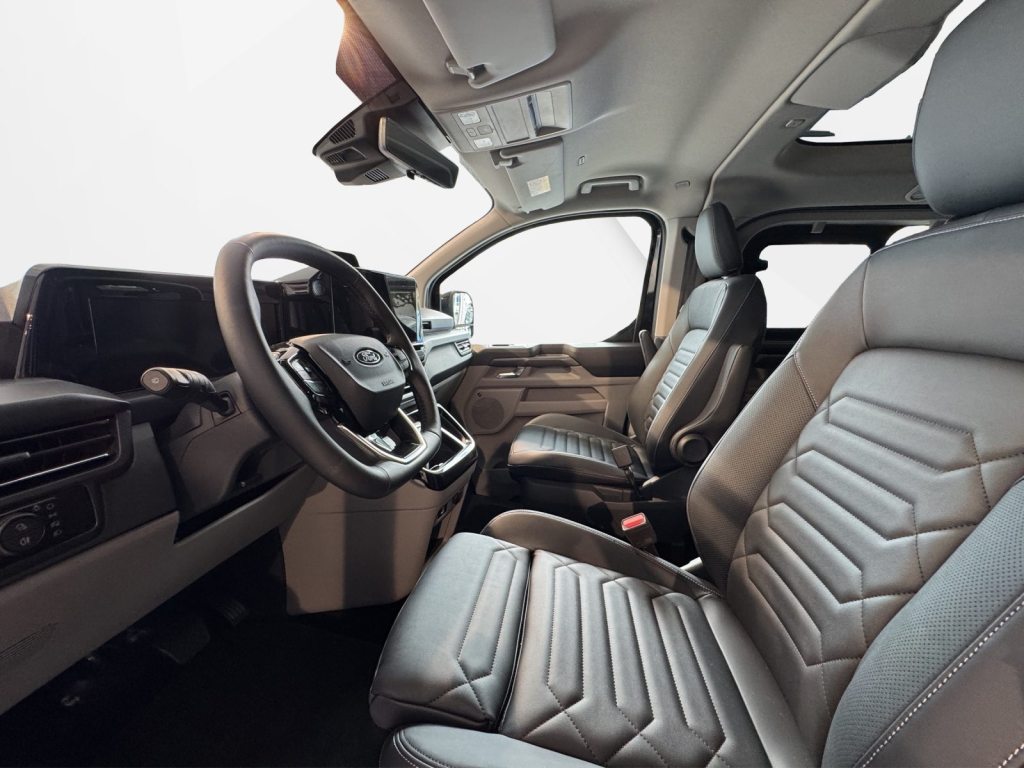 FORD TOURNEO C BUS 2.5 Duratec 233 Titanium X PHEV, Plug-in-Hybrid Petrol/Electric, New car, Automatic - 6
